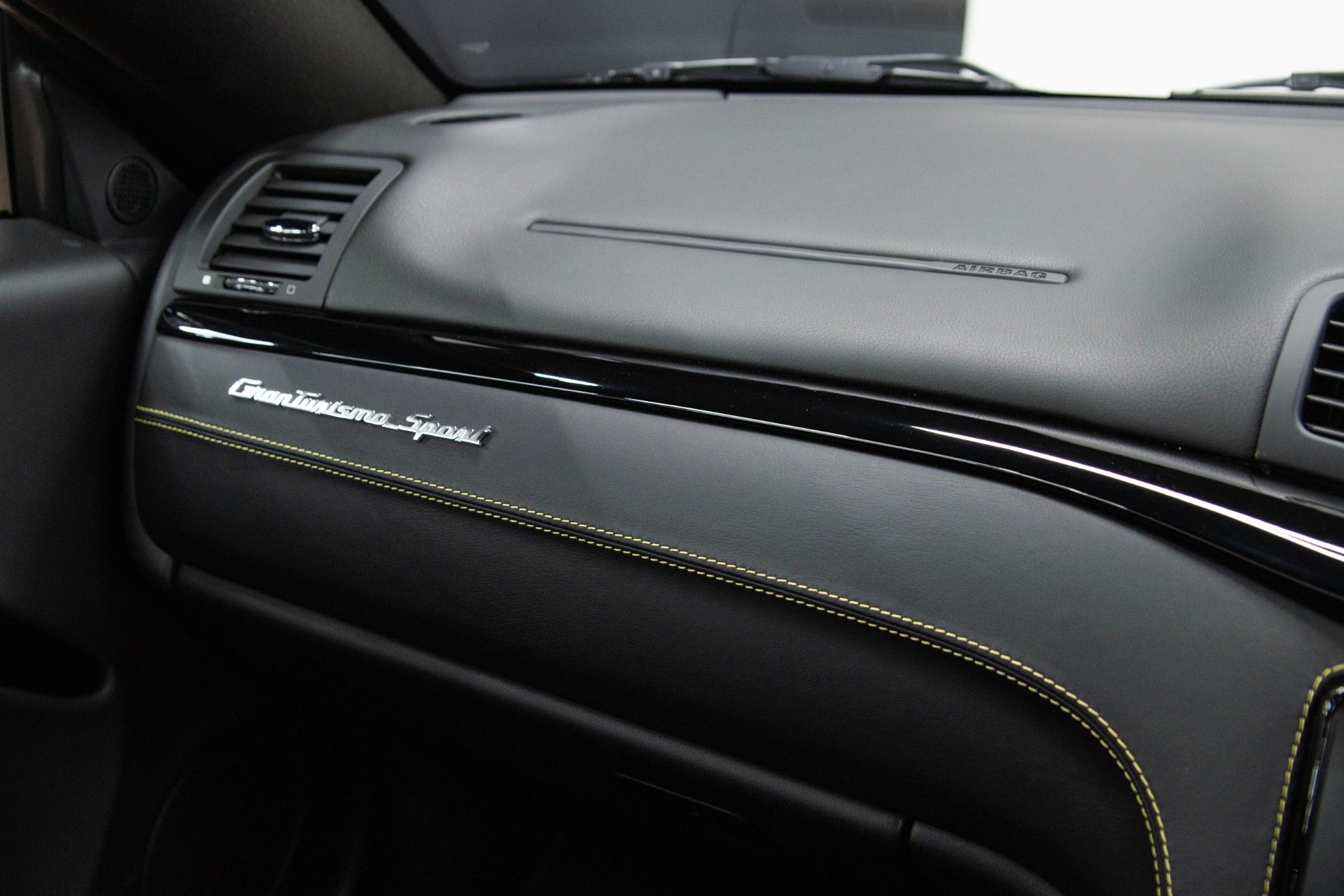 USED 2019 69 MASERATI GRANTURISMO 4.7 V8 Sport Nerissimo Coupe 