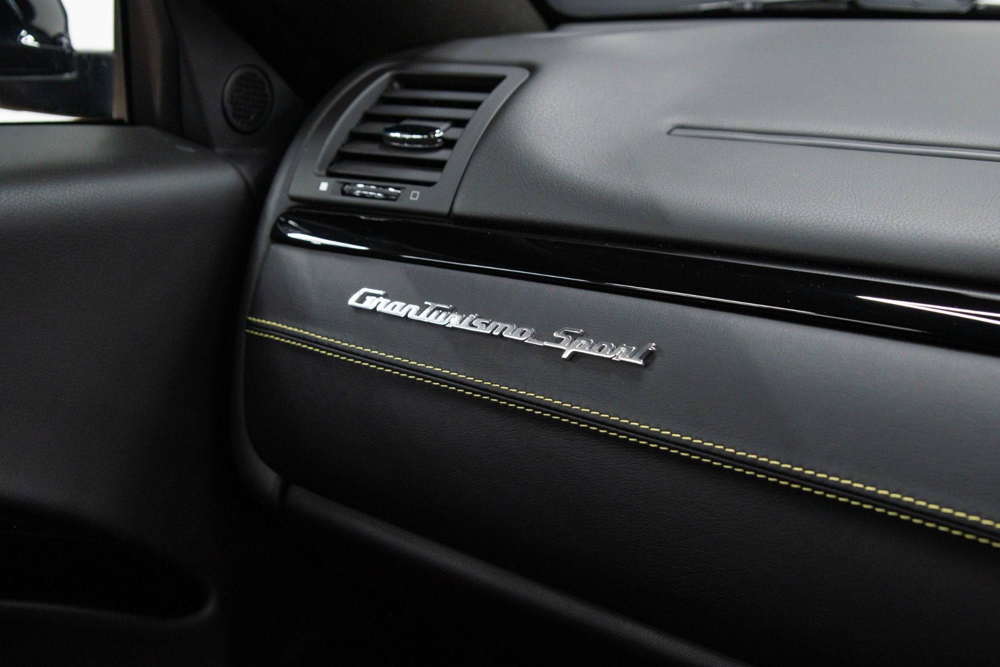USED 2019 69 MASERATI GRANTURISMO 4.7 V8 Sport Nerissimo Coupe 