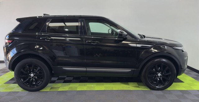 2017 Land Rover RANGE ROVER EVOQUE - Photo 8