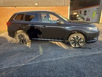 USED 2016 16 MITSUBISHI OUTLANDER 2.0h 12kWh GX4hs SUV 5dr Petrol Plug-in Hybrid CVT 4WD Euro 6 (s/s) (200 ps) Full Main Dealer History Automatic