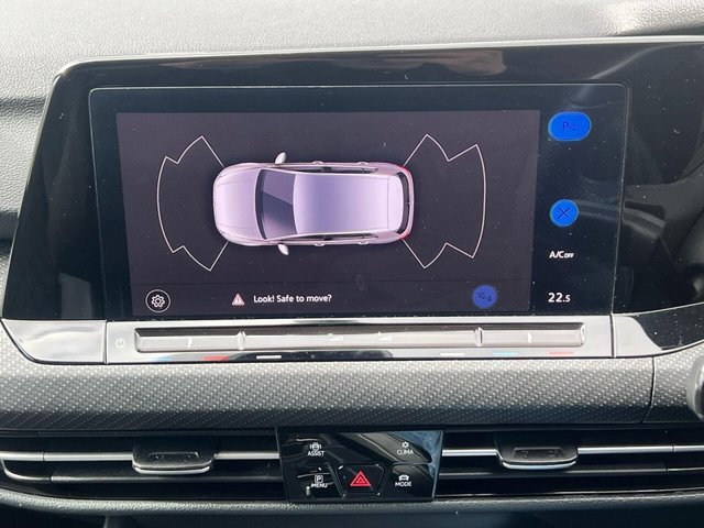 2022 VOLKSWAGEN GOLF 1.5 eTSI MHEV R-Line DSG Euro 6 (s/s) 5dr - Photo 2