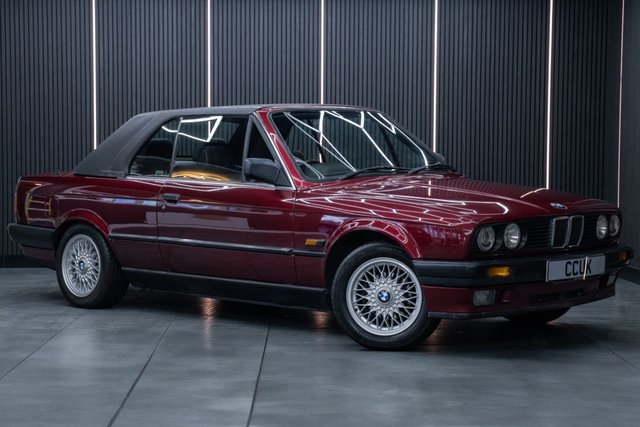 View our BMW 3 SERIES