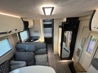 USED 2021 21 ROLLER TEAM ZEFIRO 696 AUTO ZEFIRO 696 4 BERTH AUTOMATIC & 4 TRAVEL