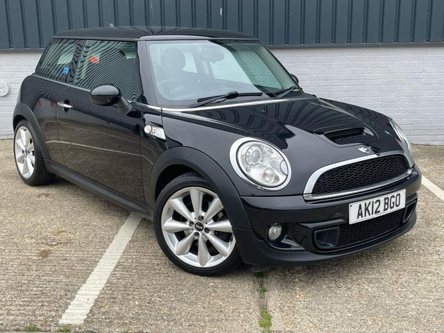 2012 12 MINI Hatch 1.6 Cooper S Hatchback 3dr Petrol Manual Euro 5 (s/s) (184 ps)