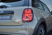 USED 2019 19 MINI HATCH 2.0 Cooper S Exclusive Hatchback 3dr Petrol Steptronic Euro 6 (s/s) (192 ps) PAN ROOF / LEATHER / HUD / H&K