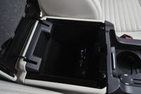 USED 2016 16 LAND ROVER DISCOVERY SPORT 2.0 TD4 HSE Luxury SUV 5dr Diesel Auto 4WD Euro 6 (s/s) (180 ps) Panoramic Roof, &pound;9K Extras, 1 Previous Owner