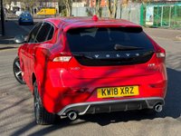 USED 2018 18 VOLVO V40 2.0 D2 R-Design Nav Plus Hatchback 5dr Diesel Manual Euro 6 (s/s) (120 ps) 