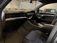USED 2023 23 VOLKSWAGEN TOUAREG 3.0 TDI V6 Black Edition SUV 5dr Diesel Tiptronic 4Motion Euro 6 (s/s) (286 ps) 