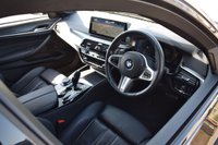USED 2022 71 BMW 5 SERIES 2.0 520d MHT M Sport Saloon 4dr Diesel Hybrid Steptronic Euro 6 (s/s) (190 ps) M SPORT PRO / 1 OWNER / FSH