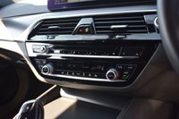 USED 2022 71 BMW 5 SERIES 2.0 520d MHT M Sport Saloon 4dr Diesel Hybrid Steptronic Euro 6 (s/s) (190 ps) M SPORT PRO / 1 OWNER / FSH