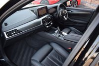 USED 2022 71 BMW 5 SERIES 2.0 520d MHT M Sport Saloon 4dr Diesel Hybrid Steptronic Euro 6 (s/s) (190 ps) M SPORT PRO / 1 OWNER / FSH