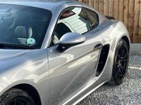 USED 2019 19 PORSCHE 718 CAYMAN 2.0T Coupe 2dr Petrol PDK Euro 6 (s/s) (300 ps) LOW MILEAGE - SAT NAV