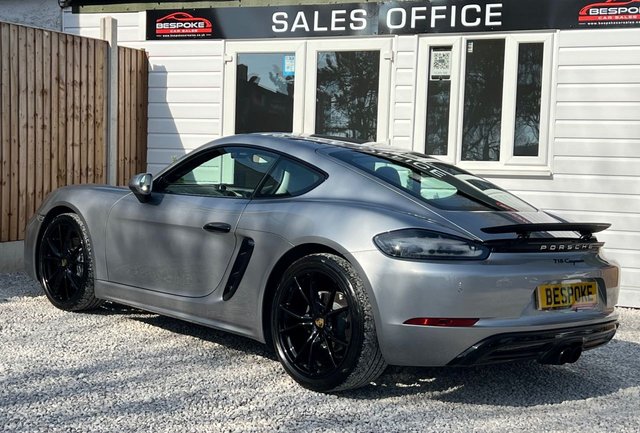2019 PORSCHE 718 CAYMAN - Photo 9