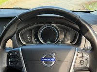 USED 2015 15 VOLVO V40 1.6 D2 SE Lux Nav Hatchback 5dr Diesel Manual Euro 5 (s/s) (115 ps) 