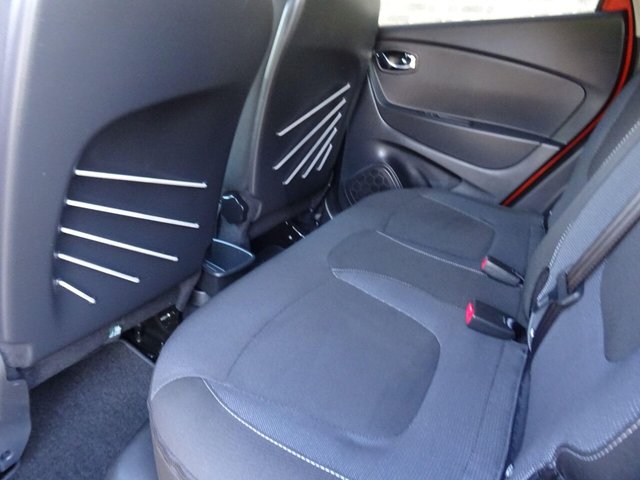 2015 RENAULT CAPTUR - Photo 12