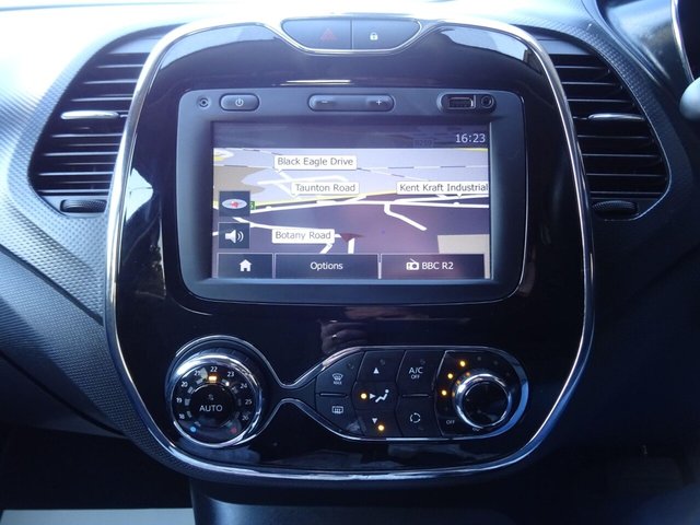 2015 RENAULT CAPTUR - Photo 4