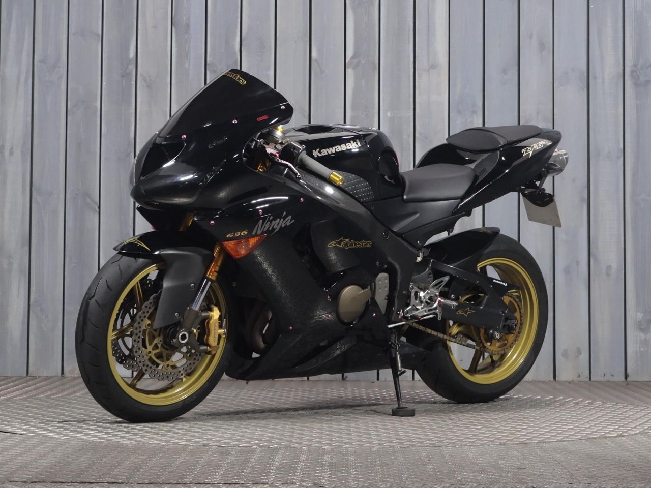 2006 KAWASAKI NINJA ZX-6R BLACK with 18481 miles - Used