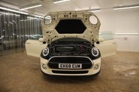 USED 2018 68 MINI HATCH 1.5 One Hatchback 3dr Petrol Manual Euro 6 (s/s) (102 ps) ONLY 18,600 MILES WITH MINI SERVICE HISTORY & OVER &pound;3,500 OF EXTRAS