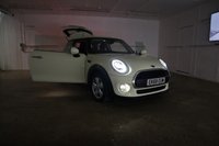 USED 2018 68 MINI HATCH 1.5 One Hatchback 3dr Petrol Manual Euro 6 (s/s) (102 ps) ONLY 18,600 MILES WITH MINI SERVICE HISTORY & OVER &pound;3,500 OF EXTRAS