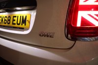 USED 2018 68 MINI HATCH 1.5 One Hatchback 3dr Petrol Manual Euro 6 (s/s) (102 ps) ONLY 18,600 MILES WITH MINI SERVICE HISTORY & OVER &pound;3,500 OF EXTRAS