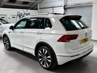 USED 2017 17 VOLKSWAGEN TIGUAN 2.0 TDI BlueMotion Tech R-Line SUV 5dr Diesel DSG 4Motion Euro 6 (s/s) (150 ps) 