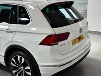 USED 2017 17 VOLKSWAGEN TIGUAN 2.0 TDI BlueMotion Tech R-Line SUV 5dr Diesel DSG 4Motion Euro 6 (s/s) (150 ps) 
