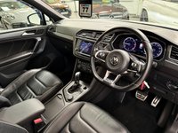 USED 2017 17 VOLKSWAGEN TIGUAN 2.0 TDI BlueMotion Tech R-Line SUV 5dr Diesel DSG 4Motion Euro 6 (s/s) (150 ps) 