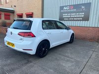 USED 2017 67 VOLKSWAGEN GOLF 1.5 TSI EVO SE Nav Hatchback 5dr Petrol Manual Euro 6 (s/s) (130 ps) *FSH *ZERO DEPO FINANCE *1  OWNER