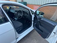 USED 2017 67 VOLKSWAGEN GOLF 1.5 TSI EVO SE Nav Hatchback 5dr Petrol Manual Euro 6 (s/s) (130 ps) *FSH *ZERO DEPO FINANCE *1  OWNER