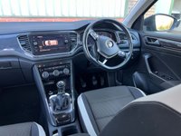 USED 2018 18 VOLKSWAGEN T-ROC 1.5 TSI EVO SEL SUV 5dr Petrol Manual Euro 6 (s/s) (150 ps) *FSH *ZERO DEPO FINANCE *1  OWNER