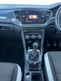 USED 2018 18 VOLKSWAGEN T-ROC 1.5 TSI EVO SEL SUV 5dr Petrol Manual Euro 6 (s/s) (150 ps) *FSH *ZERO DEPO FINANCE *1  OWNER