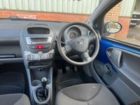 USED 2010 60 TOYOTA AYGO 1.0 VVT-i Blue Hatchback 5dr Petrol Manual Euro 4 (67 bhp) *