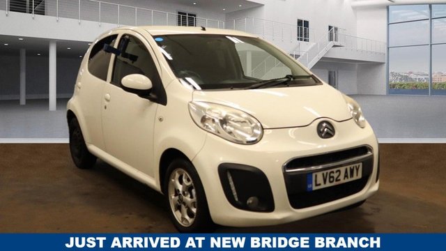 View our Citroen C1 1.0i VTR+ Hatchback 5dr Petrol EGS5 Euro 5 (68 ps)