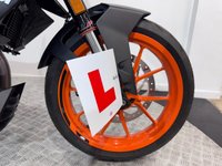 USED 2022 22 KTM 125 DUKE 125 Naked Petrol Manual Euro 5 (15 ps) 