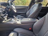 USED 2022 22 BMW 5 SERIES 3.0 530d MHT M Sport Touring 5dr Diesel Hybrid Steptronic xDrive Euro 6 (s/s) (286 ps) 8.9% APR FINANCE RATES