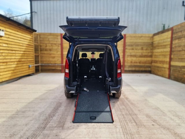 View our PEUGEOT RIFTER