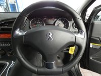 USED 2014 64 PEUGEOT 5008 1.6 HDi Active MPV 5dr Diesel Manual Euro 5 (115 ps) 7 SEATS CRUISE CONTROL PARKING SENSORS 2 OWNER EXCELLENT SERVICE HISTORY 8 SERVICES TO 81K MILES