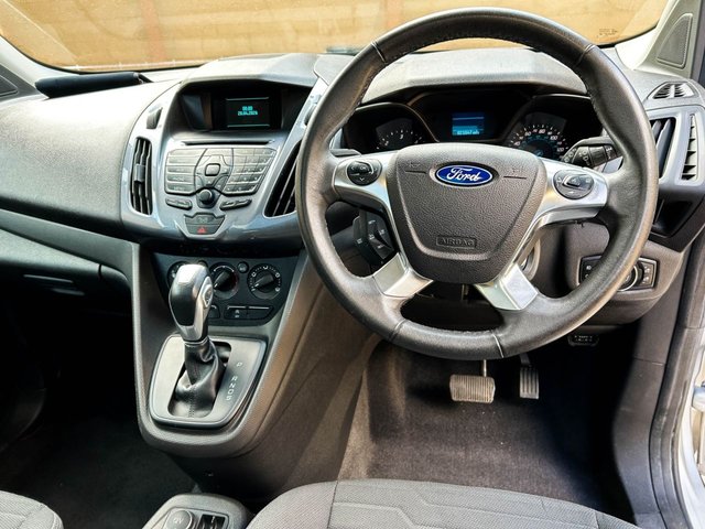 View our FORD TOURNEO CONNECT