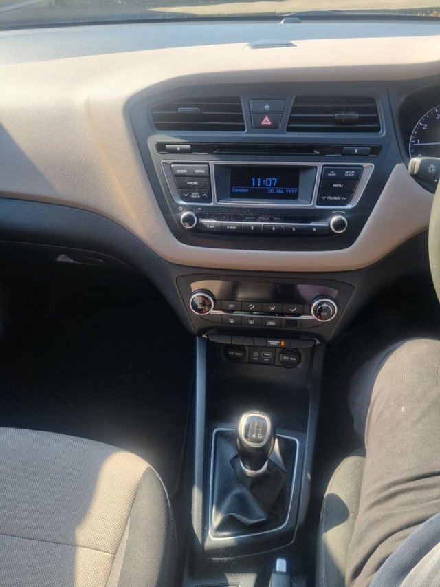 2015 HYUNDAI I20 - Photo 7