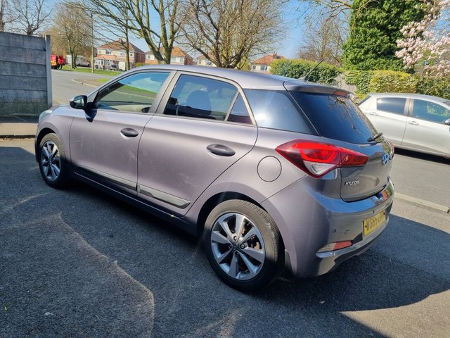 2015 HYUNDAI I20 - Photo 5