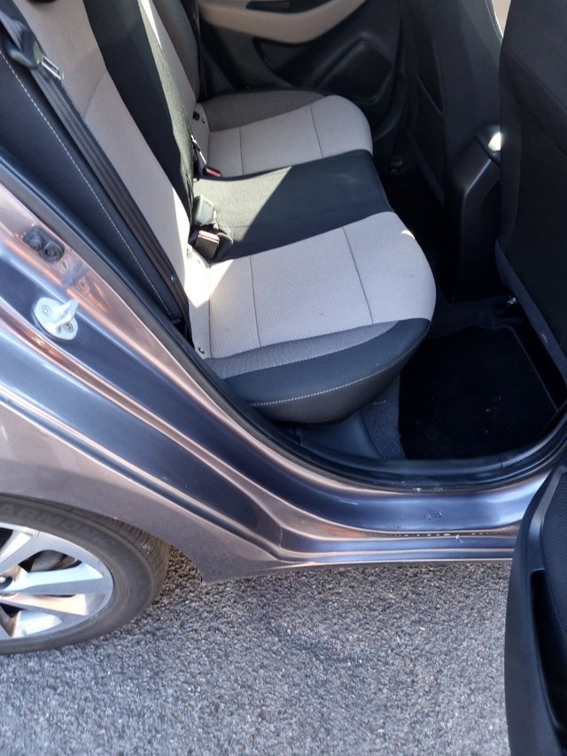 2015 HYUNDAI I20 - Photo 9