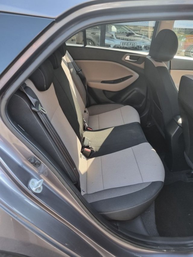 2015 HYUNDAI I20 - Photo 10