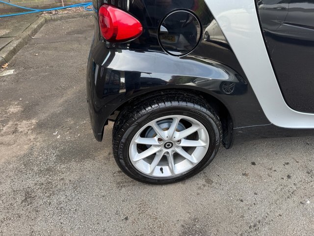 2011 Smart Fortwo - Photo 9