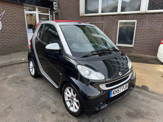 View our Smart Fortwo 1.0 Passion Cabriolet 2dr Petrol SoftTouch Euro 5 (84 bhp)