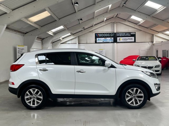 View our KIA SPORTAGE
