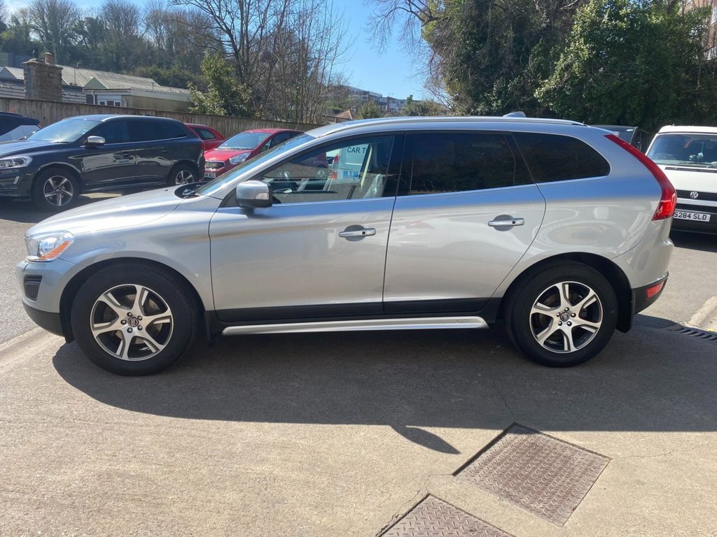 USED 2011 11 VOLVO XC60 2.4 D5 SE Lux SUV 5dr Diesel Geartronic AWD Euro 5 (205 ps) GREAT SPECIFICATION XC60