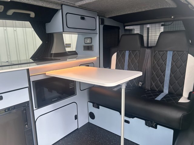 2009 TOYOTA ALPHARD CAMPERVAN - Photo 3