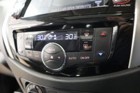 USED 2021 H NISSAN NAVARA 2.3 dCi N-Guard Pickup Double Cab 4dr Diesel Auto 4WD Euro 6 (190 ps) 