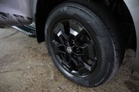 USED 2021 H NISSAN NAVARA 2.3 dCi N-Guard Pickup Double Cab 4dr Diesel Auto 4WD Euro 6 (190 ps) 