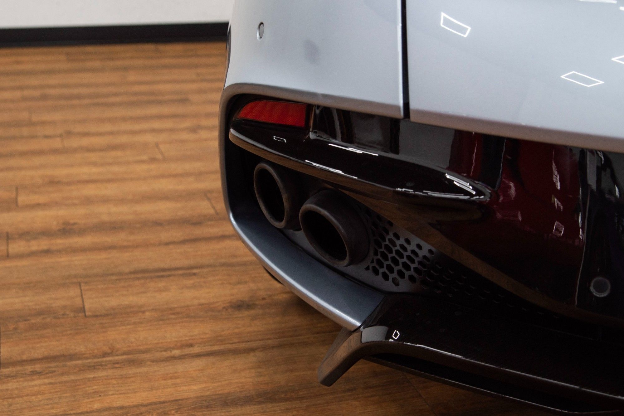 USED 2019 19 ASTON MARTIN DBS 5.2 V12 BiTurbo Superleggera 